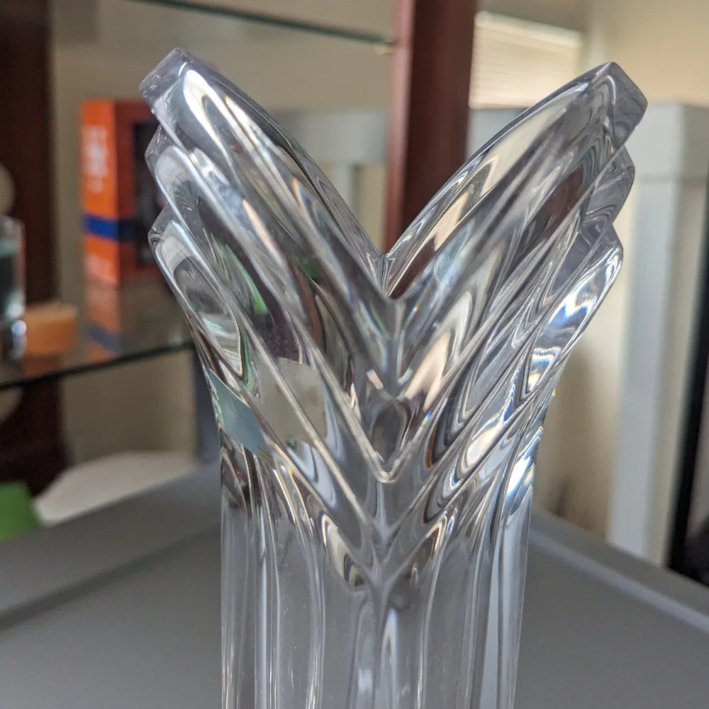 1992 Mikasa vase - Picture 2 of 4